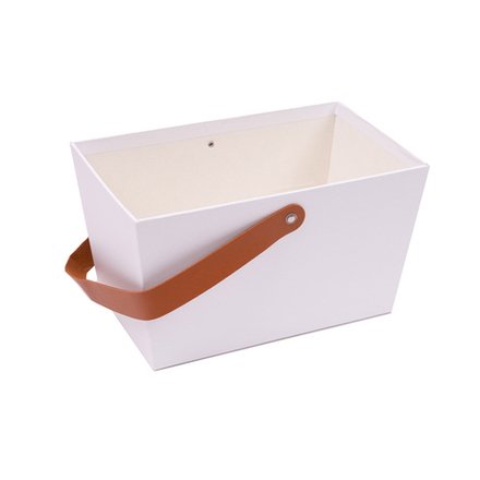 Коробка ПРЯМОУГ с кожаной ручкой 23*14*13