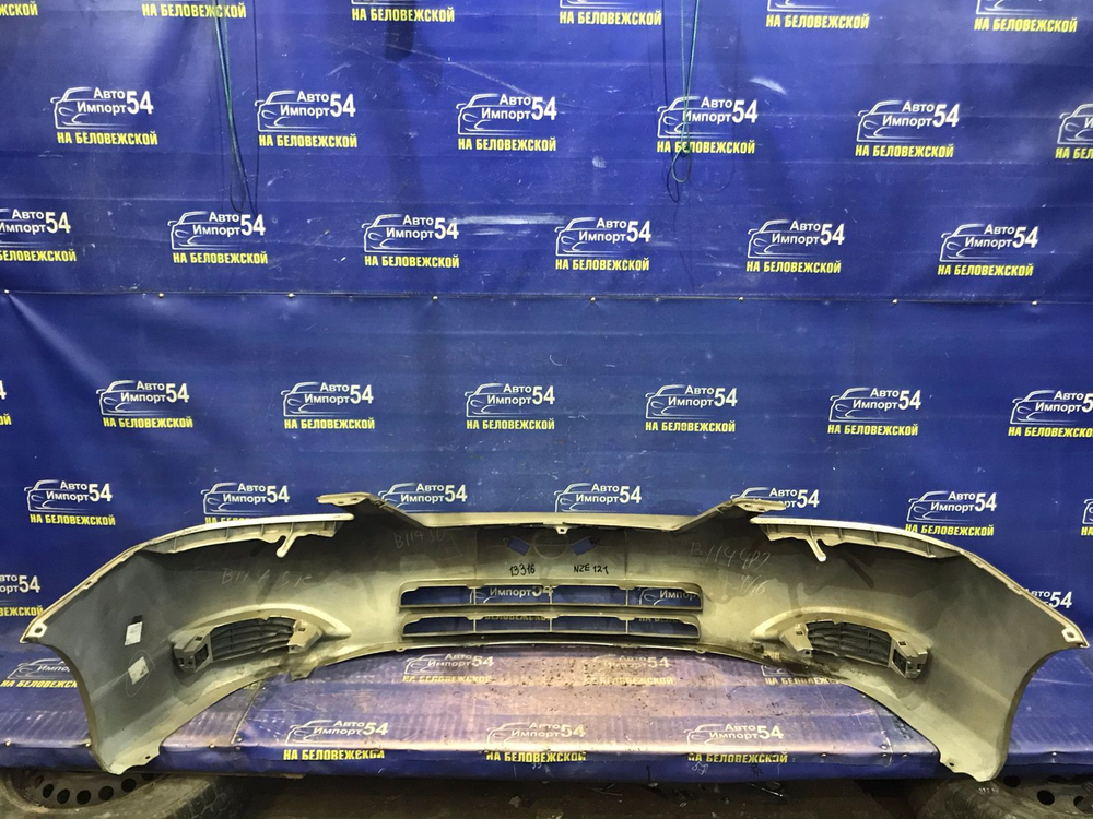Бампер передний TOYOTA RUNX 2002-2004