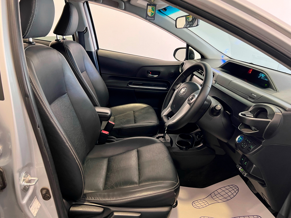 Toyota Aqua, 2013 год