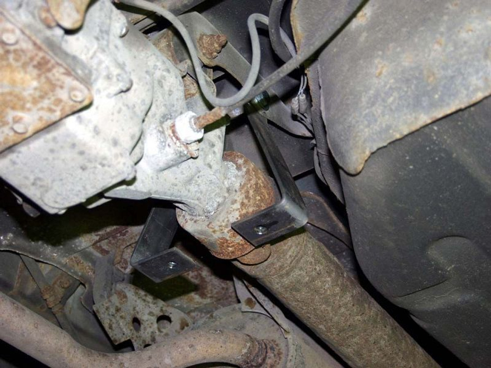 Защита КПП Sheriff для Mitsubishi L300 II 1986-1999 арт.14.0414
