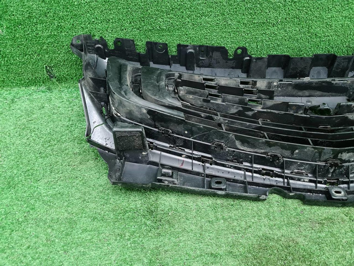 Решетка радиатора Geely Atlas Pro (2021-н.в.)