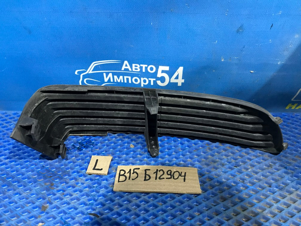 Заглушка бампера NISSAN SUNNY 2002-2004