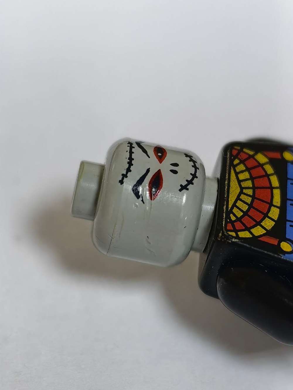 USED Фараон Хотеп adv021