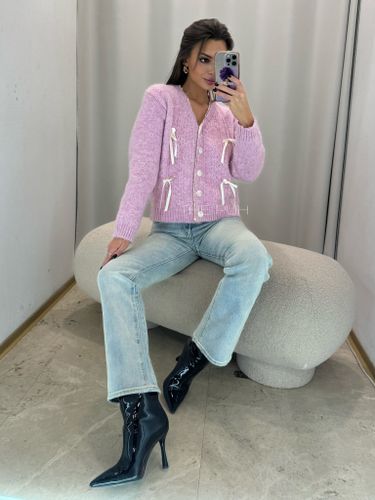 Розовый женский кардиган c бантиками