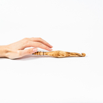 Деревянный крючок для вязания из древесины кедра 11 мм. K258