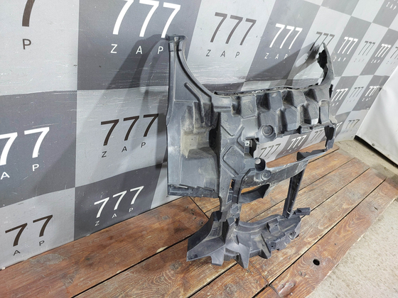 Кронштейн переднего бампера левый BMW X5 (G05) 18-нв Б/У Оригинал 51118069227