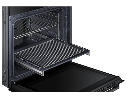 Электрический духовой шкаф Samsung NV70H5587BB