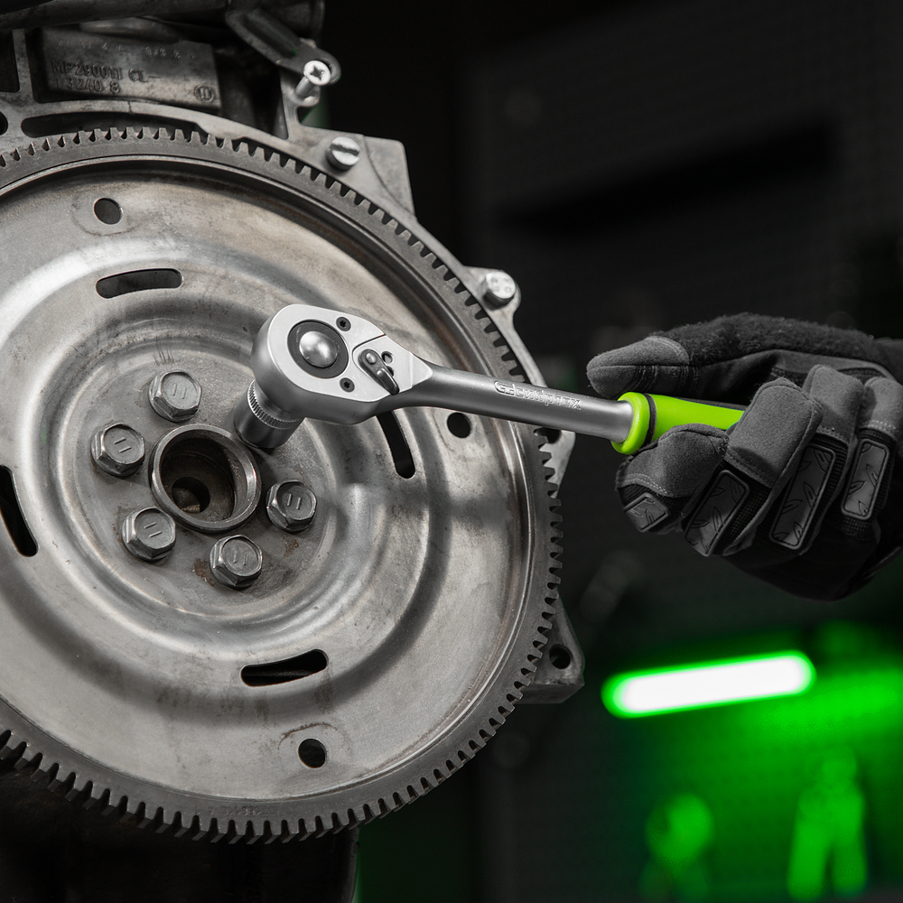 Набор инструмента, 1/2", 1/4", пластиковый кейс,94 предмета Сибртех