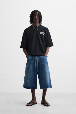 ZARA ТОЛСТОВКА С ГРАФИЧЕСКИМИ ПРИНТАМИ, ЧЕРНЫЙ