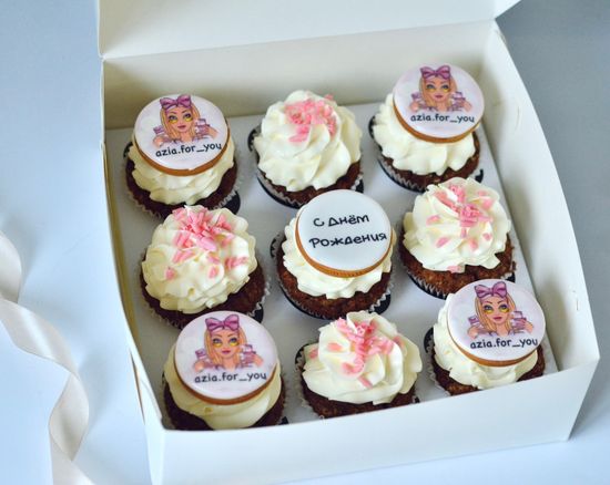 Капкейки на День Рождения салона красоты