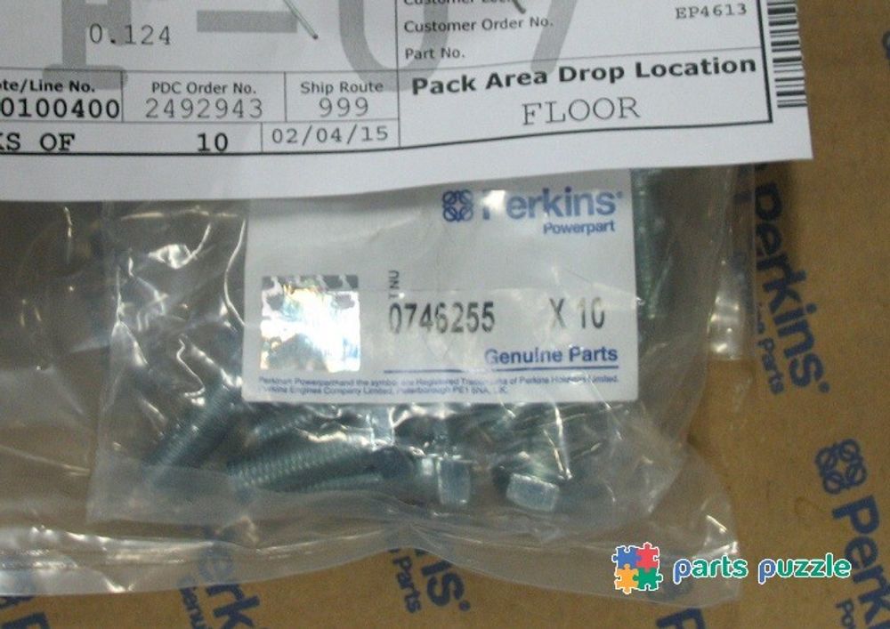 Болт крепления крышки шестерни распредвала / SCREW АРТ: 0746255