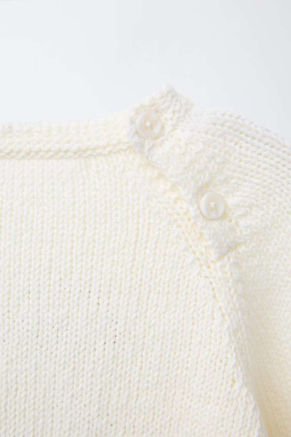 ZARA ТРИКОТАЖНЫЙ ДЖЕМПЕР С ВЫШИТОЙ НАДПИСЬЮ, ЭКРЮ