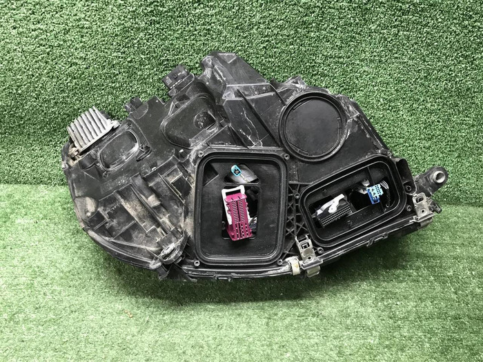 Фара левая Mercedes S W223 (20-нв) Digital Light