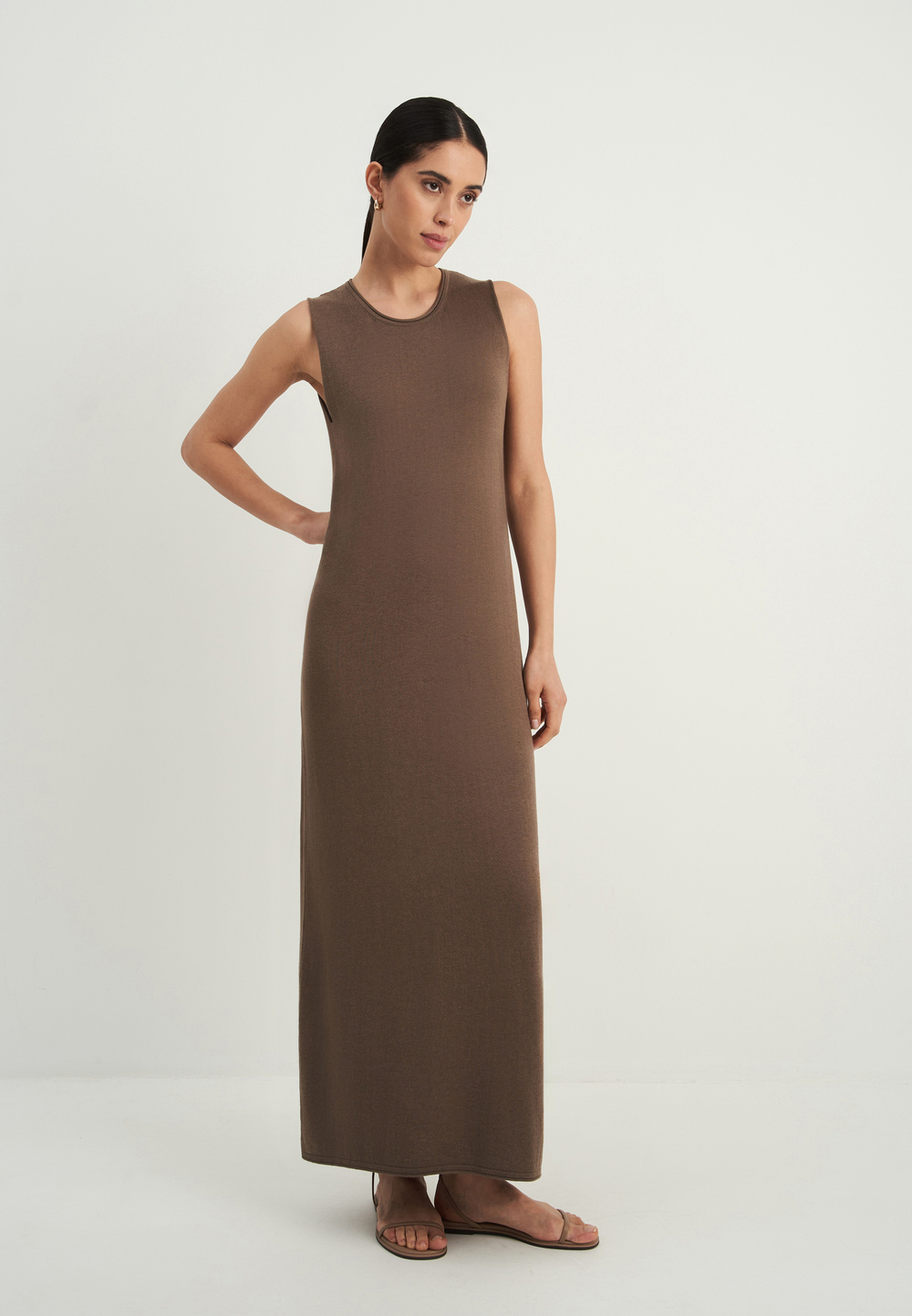 Платье NARINA с закрытым декольте, гречишный