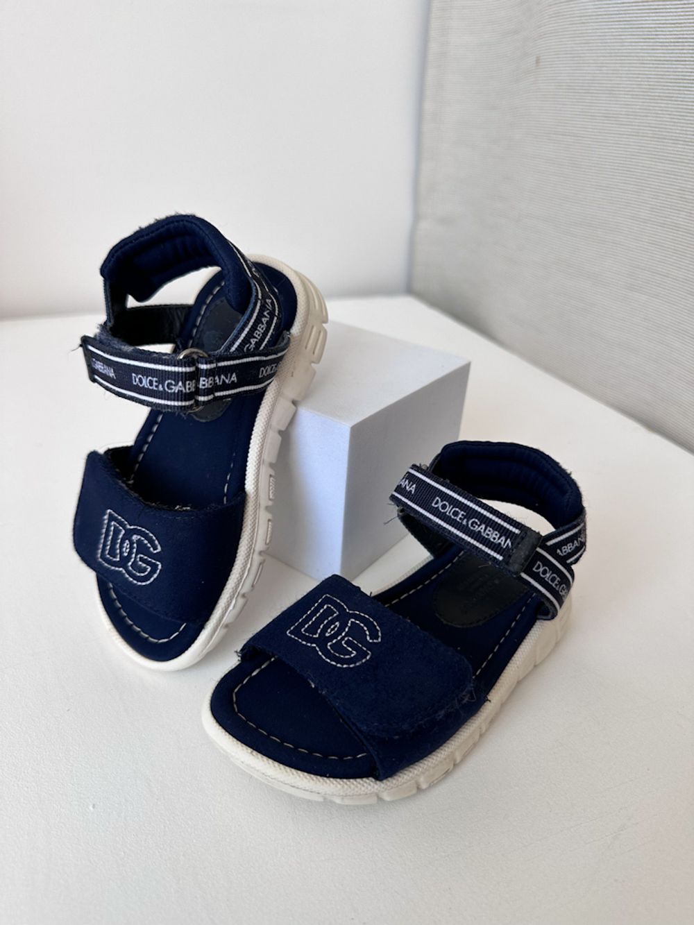 Босоножки Dolce&Gabbana, 24