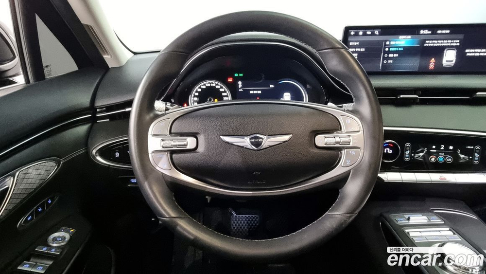 Genesis GV70 2.5T Бензин 2WD (05.2021)