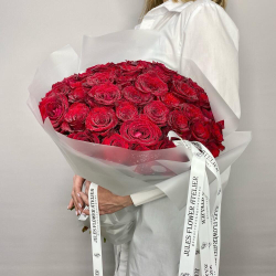 «Рубиновое сияние» Букет из 51 Красной розы 50 см
