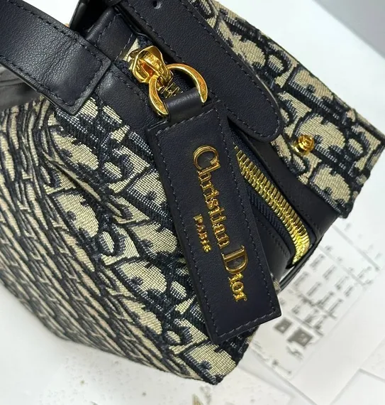 Сумка Dior D-Journey, жаккард Dior Oblique