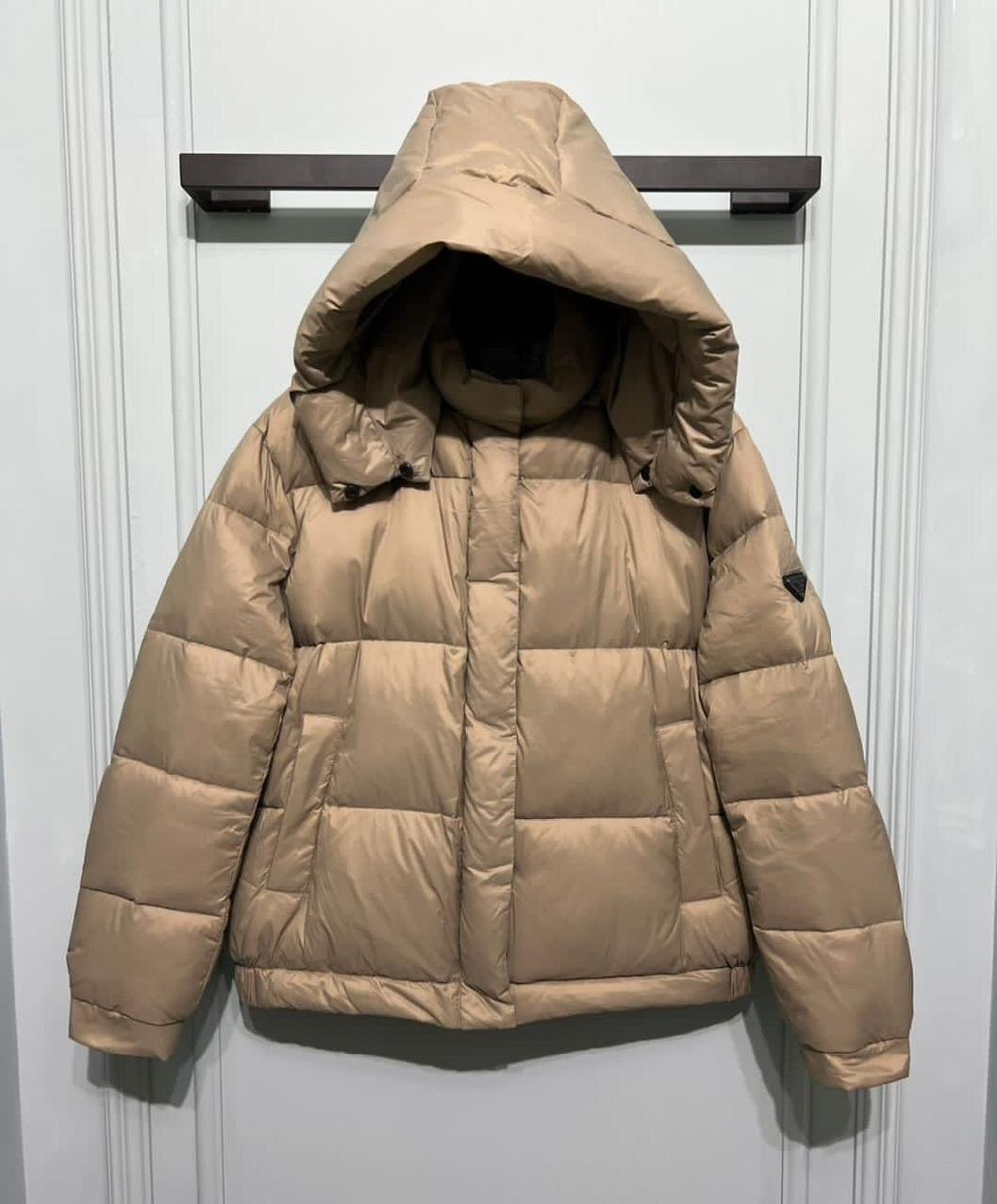 Пуховик Prada