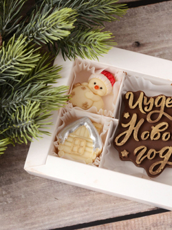 Набор шоколадный "Чудесного Нового Года" со снеговиком #2