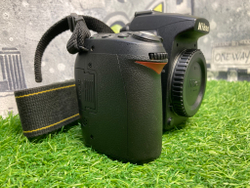 Nikon D90 34.000 кадров