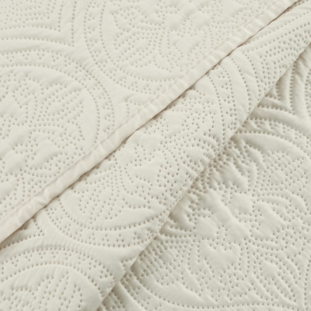 Покрывало 240х260 Sofi De MarkO Скарлет молоко