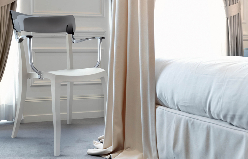 Кресло пластиковое Papatya Hera-K, белый, дымчатый