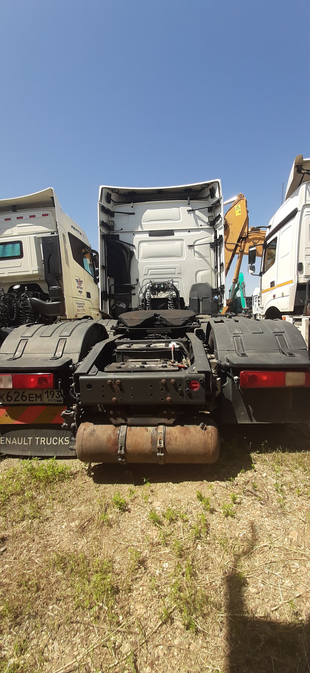 Renault T 6x2 Седельный тягач T11.460 6x2 (Дизельный, 10,8 л, 469 л.с., АТ)