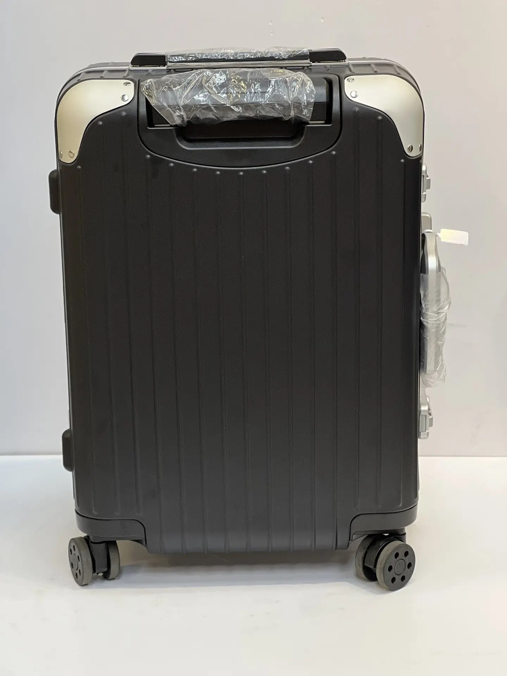 чемодан RIMOWA Original Cabin черный купить, чемодан Римова премиум класса
