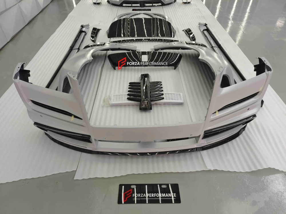 Широкий карбоновый обвес для Rolls-Royce Cullinan Ролс Ройс Куллинан