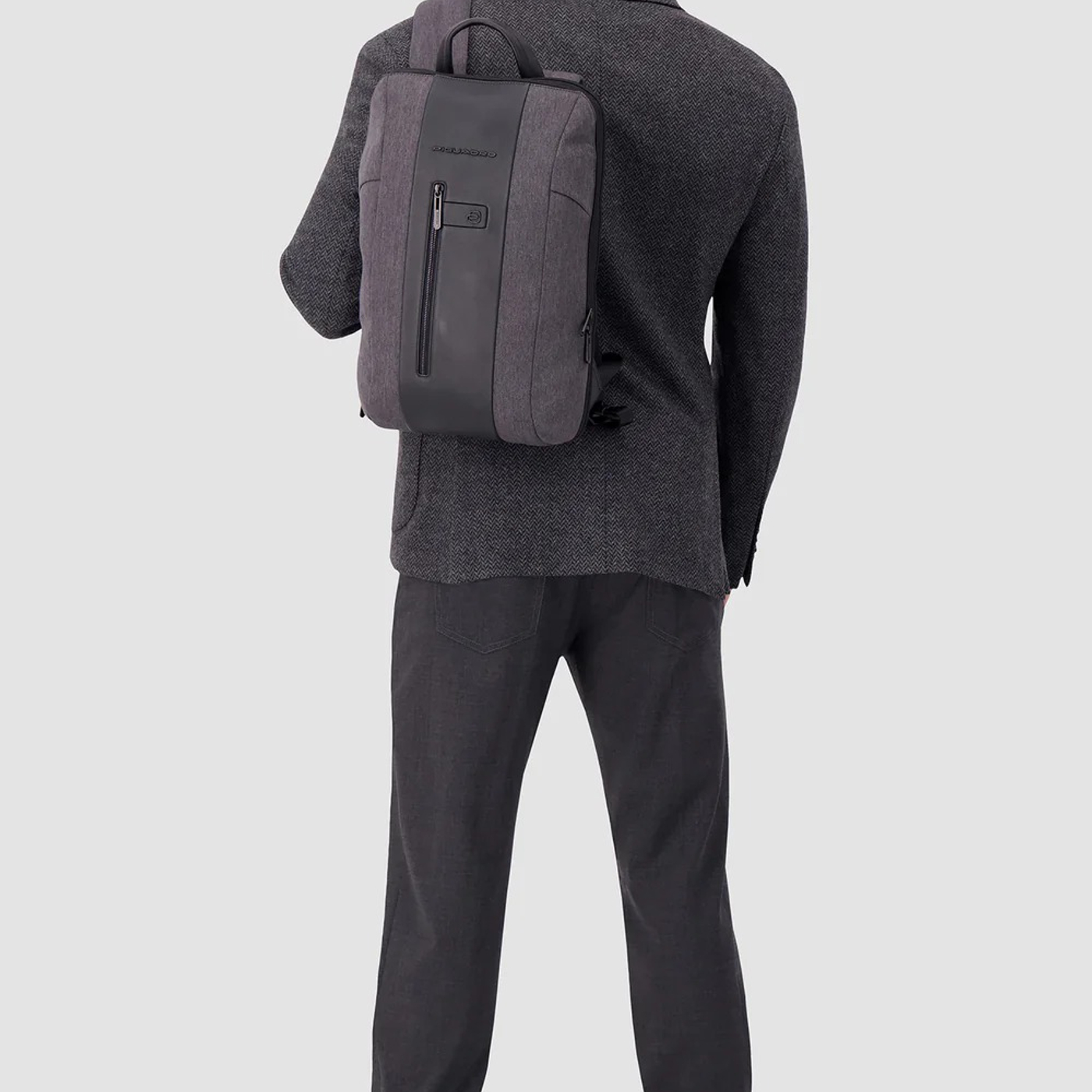 Рюкзак с расширением Piquadro Brief CA6384BR2/Grey-Nero
