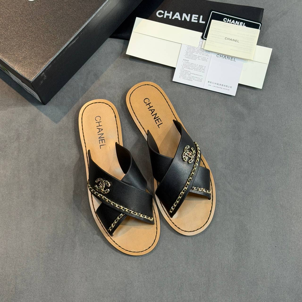 Шлепанцы Chanel