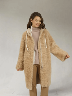 Шуба женская чебурашка из шерсти тедди, бежевая, SilverFox
