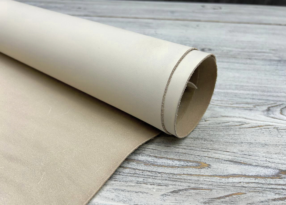 Галантерейная кожа Monteria в светлом оттенке для сумок