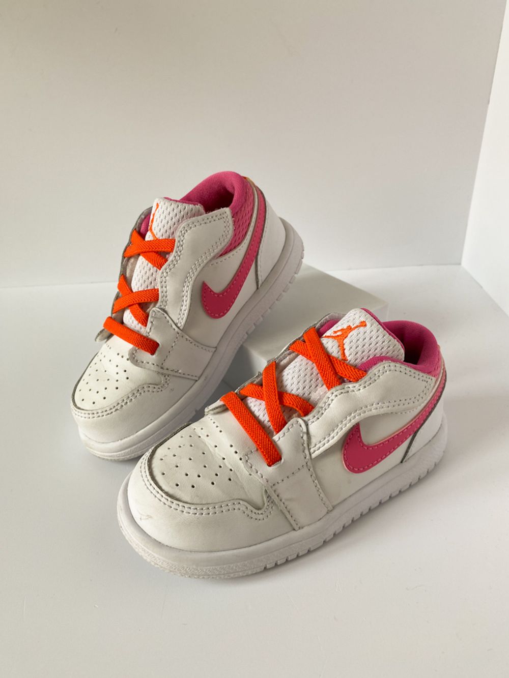 Кроссовки Nike, 24