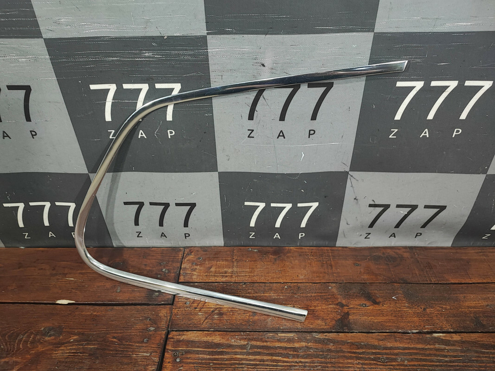 Молдинг стекла заднего правого VW Touareg 2 10-18 Б/У Оригинал 7P6853996