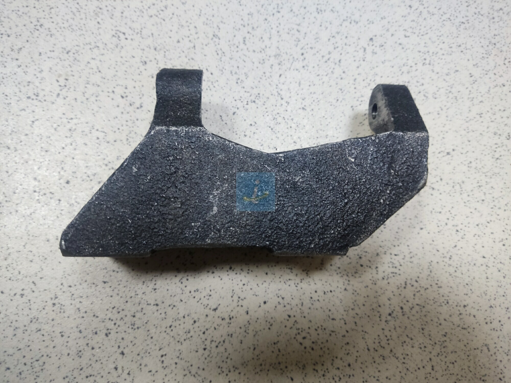 Кронштейн 238-3701774-Б