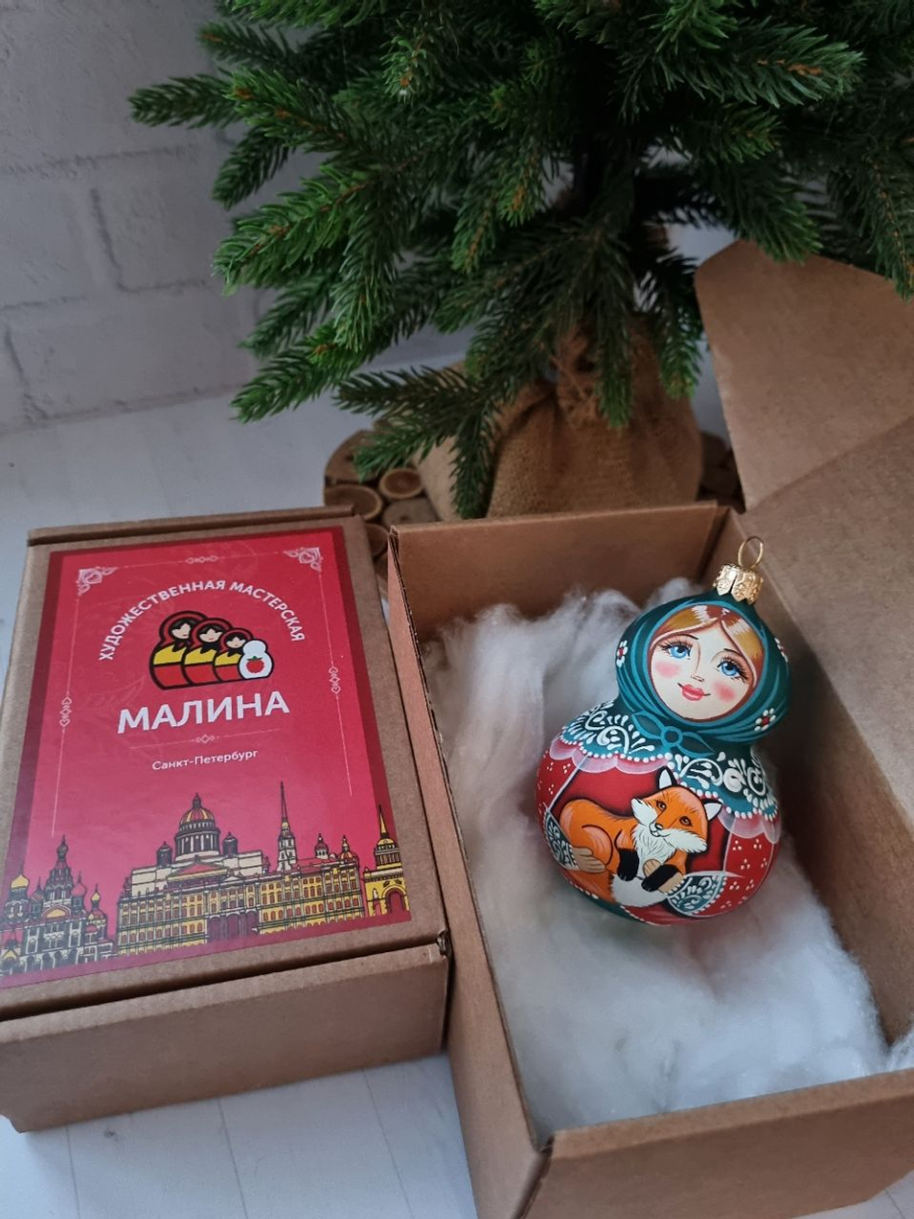 Стеклянная матрешка Танечка с лисичкой