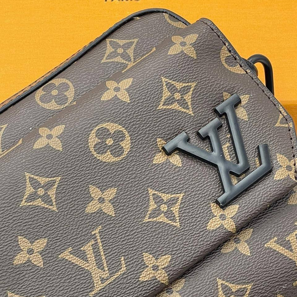LV 93