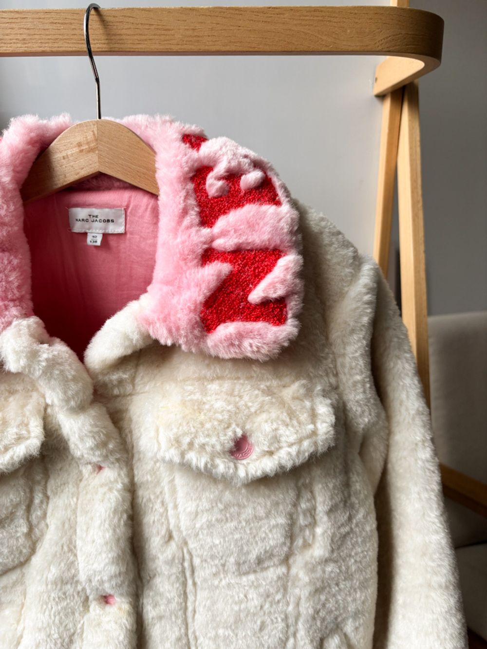 Новая куртка The Marc Jacobs, 140