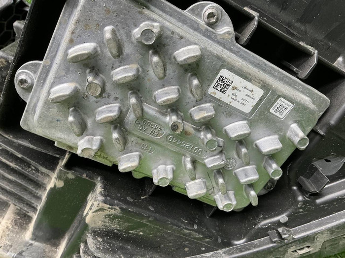 Битая Фара левая Knewstar 001 (2024-н.в.) LED