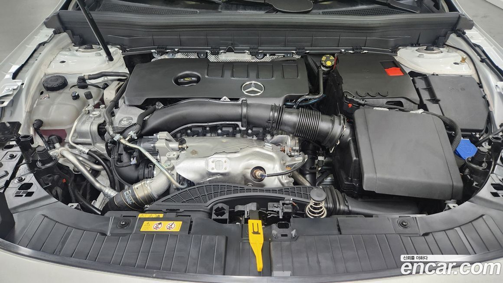 Mercedes-Benz GLB-Class X247 GLB250 4MATIC (10.2023)