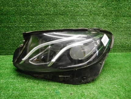 Фара левая Mercedes E W213 (2016-2021) LED