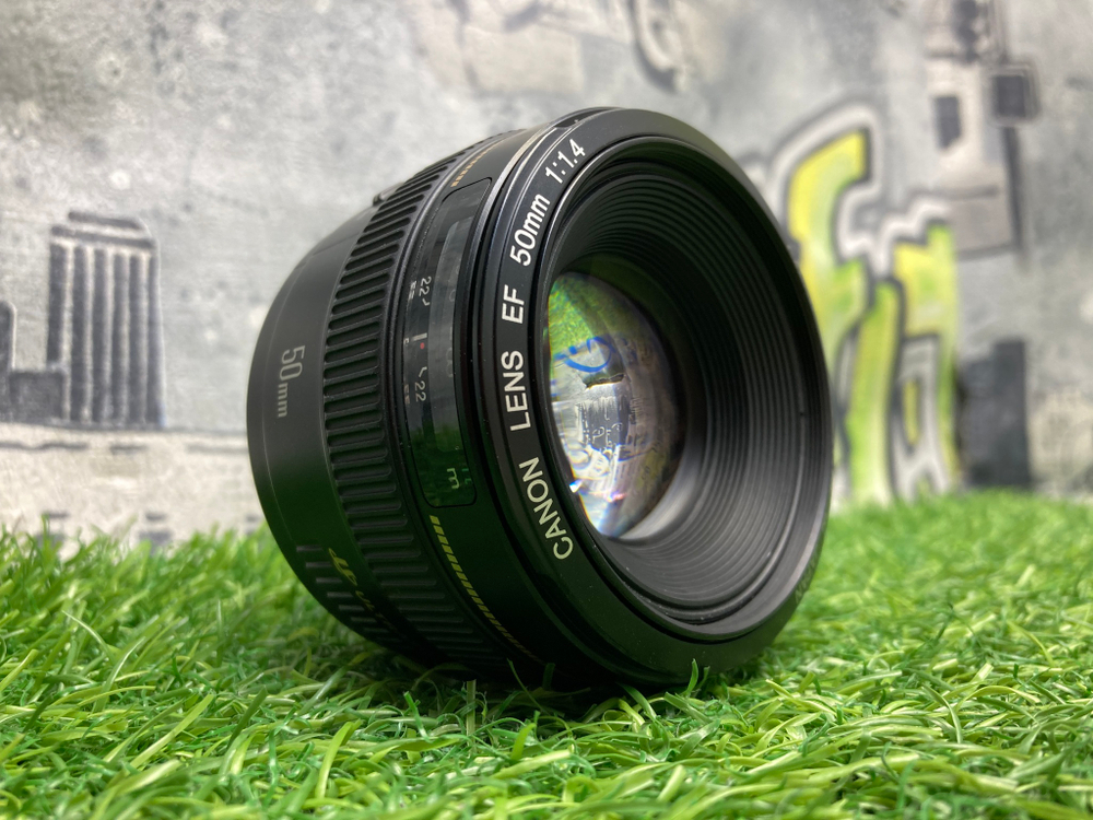 Canon EF 50mm 1.4 USM
