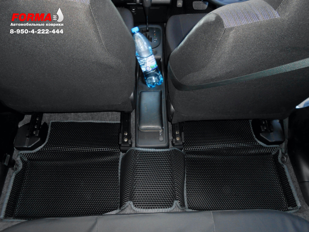 Toyota Probox (09.2014 - н.в.) 2WD, правый руль