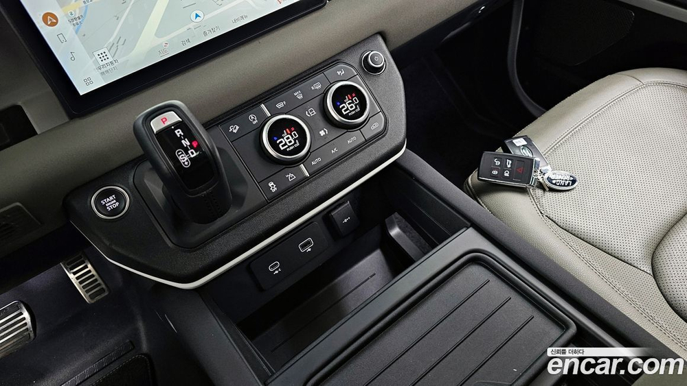 Land Rover Defender (L663) 90 D250 SE (01.2022)