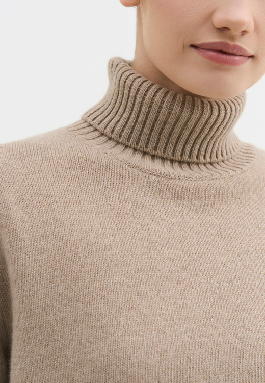 Кашемировый свитер