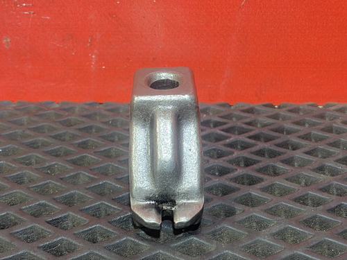 Кронштейн форсунки двигателя 2017г.