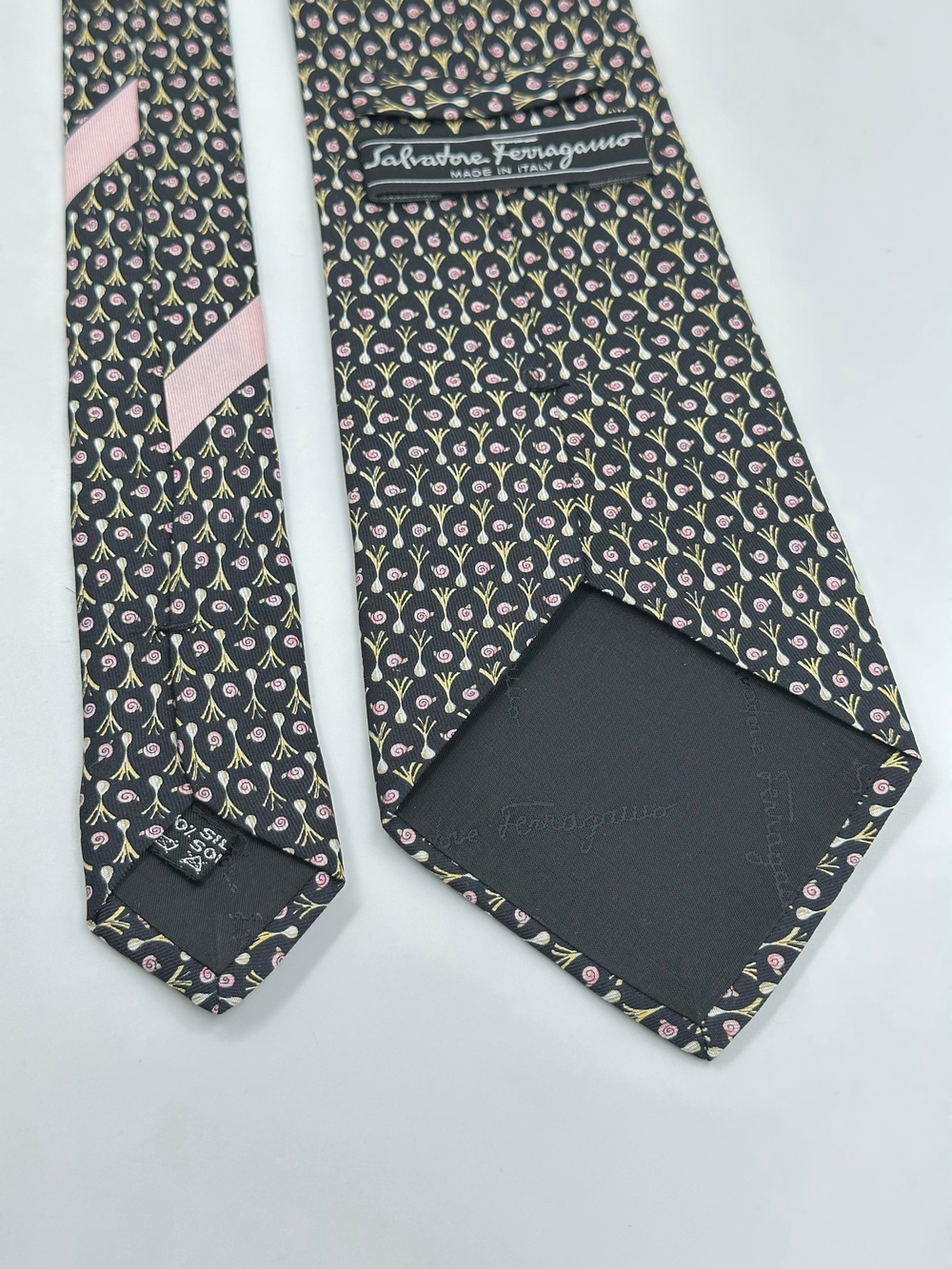 Галстук чёрный «Лук» Salvatore Ferragamo