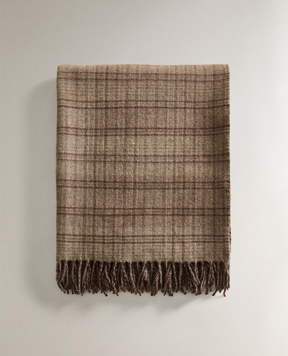 Zara Home плед из полиэстера, хаки, в полоску, 140x190 см